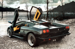 ディアブロ【カウンタックの後継が背負った「世界最速」の看板】