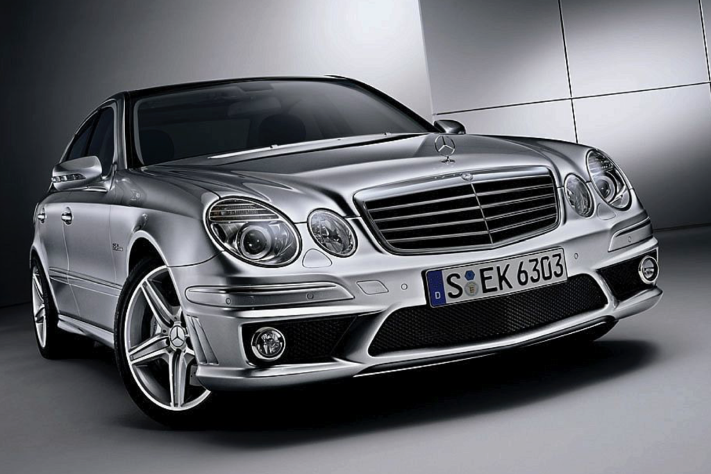 E 63 AMG – W211/S211【AMGが量産ラインに本気で踏み込んだ転換点】