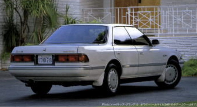 マークII – GX81/JZX81【ハイソカーの頂点に立った6代目】