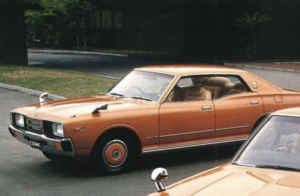 セドリック – P430改【角目が告げた80年代への助走】