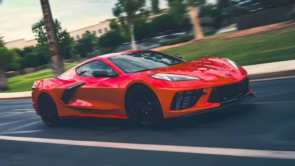最安コルベットが200mph到達、Z06超え。C8世代で進む“安く速い”の変質