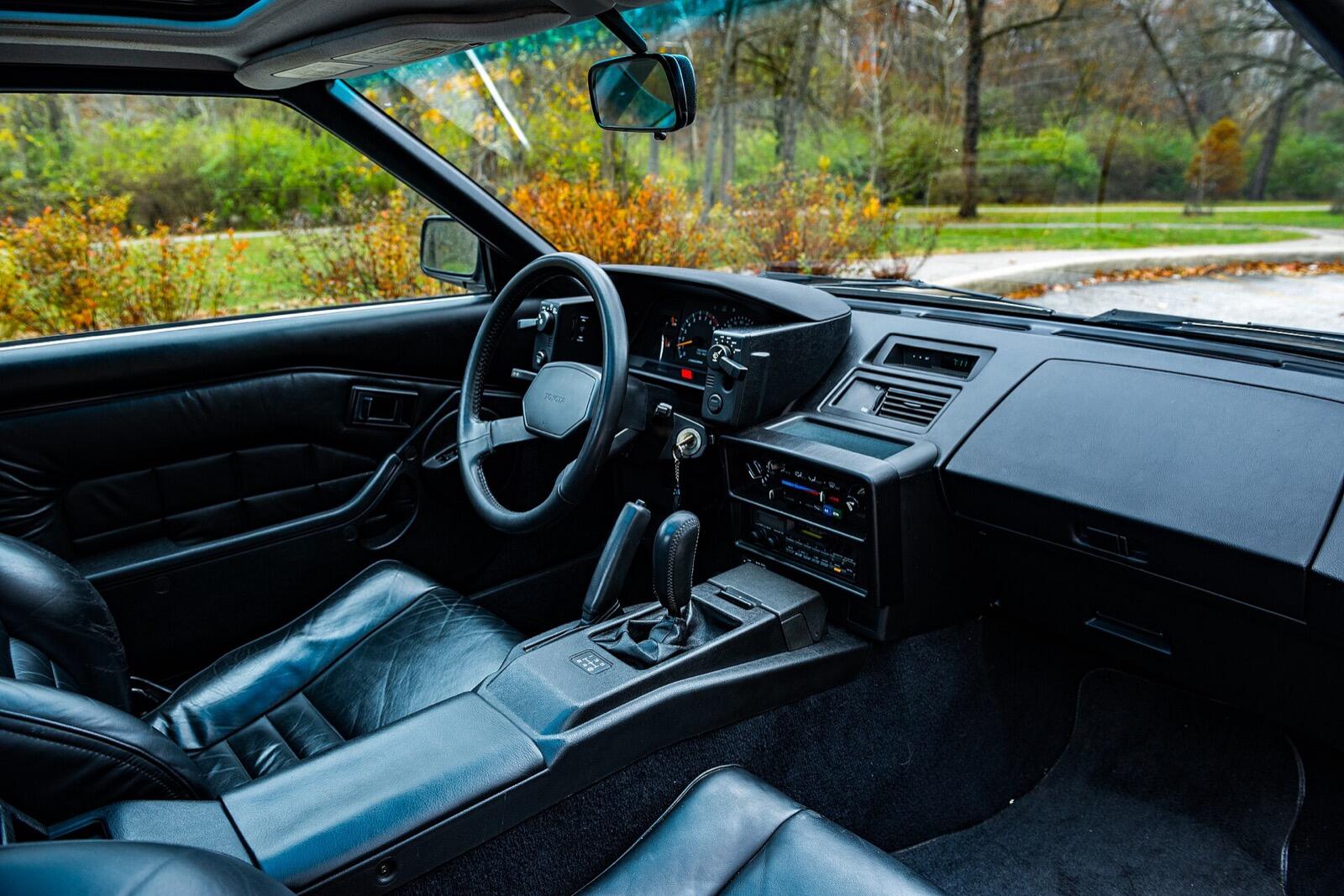MR2のインテリア