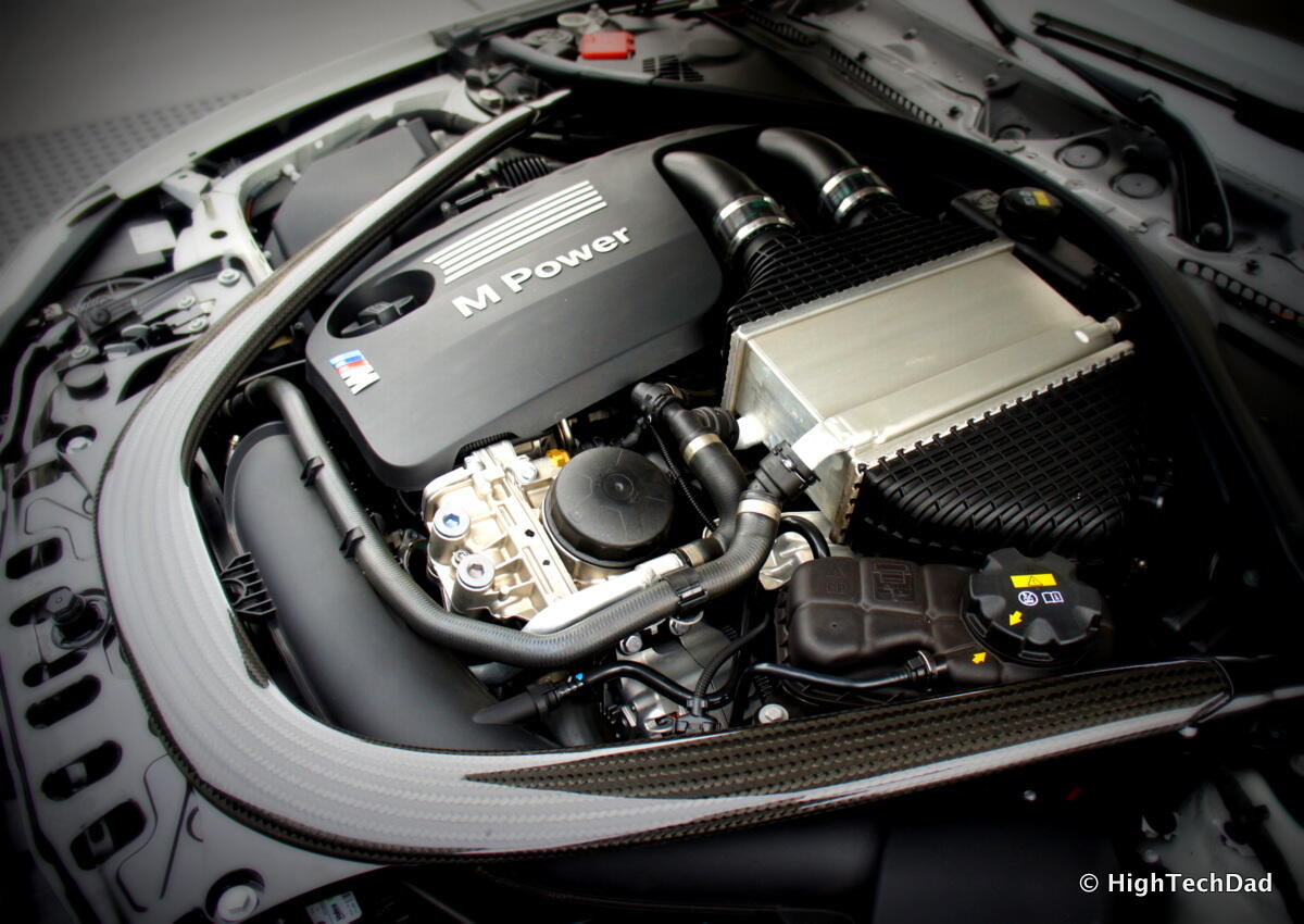 BMW M3（F80）のS55直列6気筒ツインターボエンジン