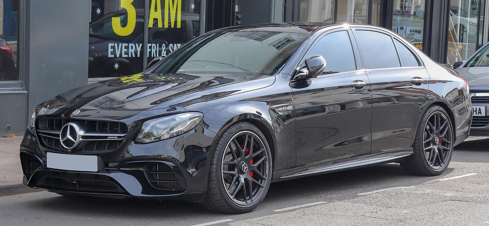 メルセデスAMG E 63 S 4MATIC+（W213）のフロントサイド