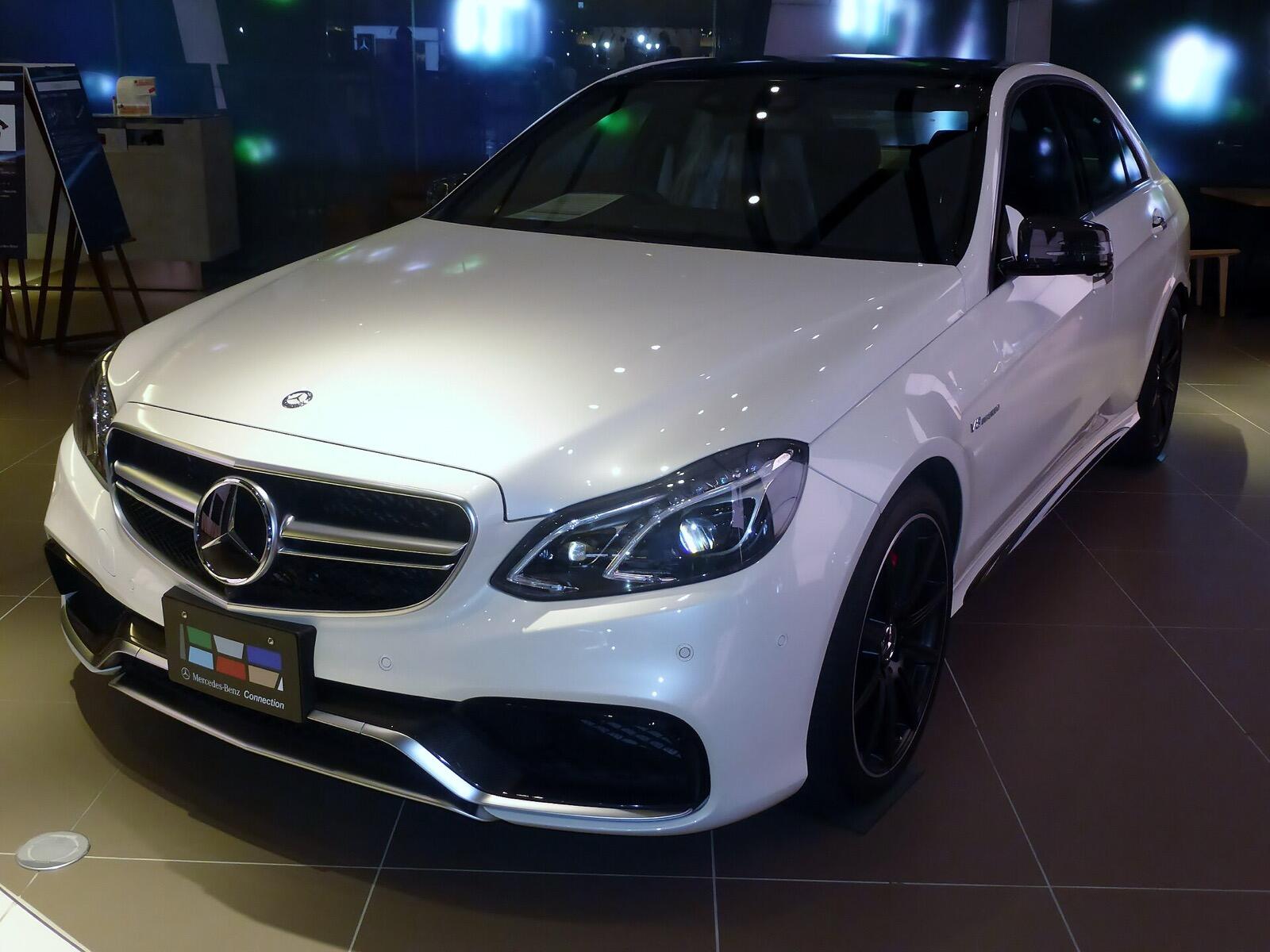 E 63 AMGのエクステリア