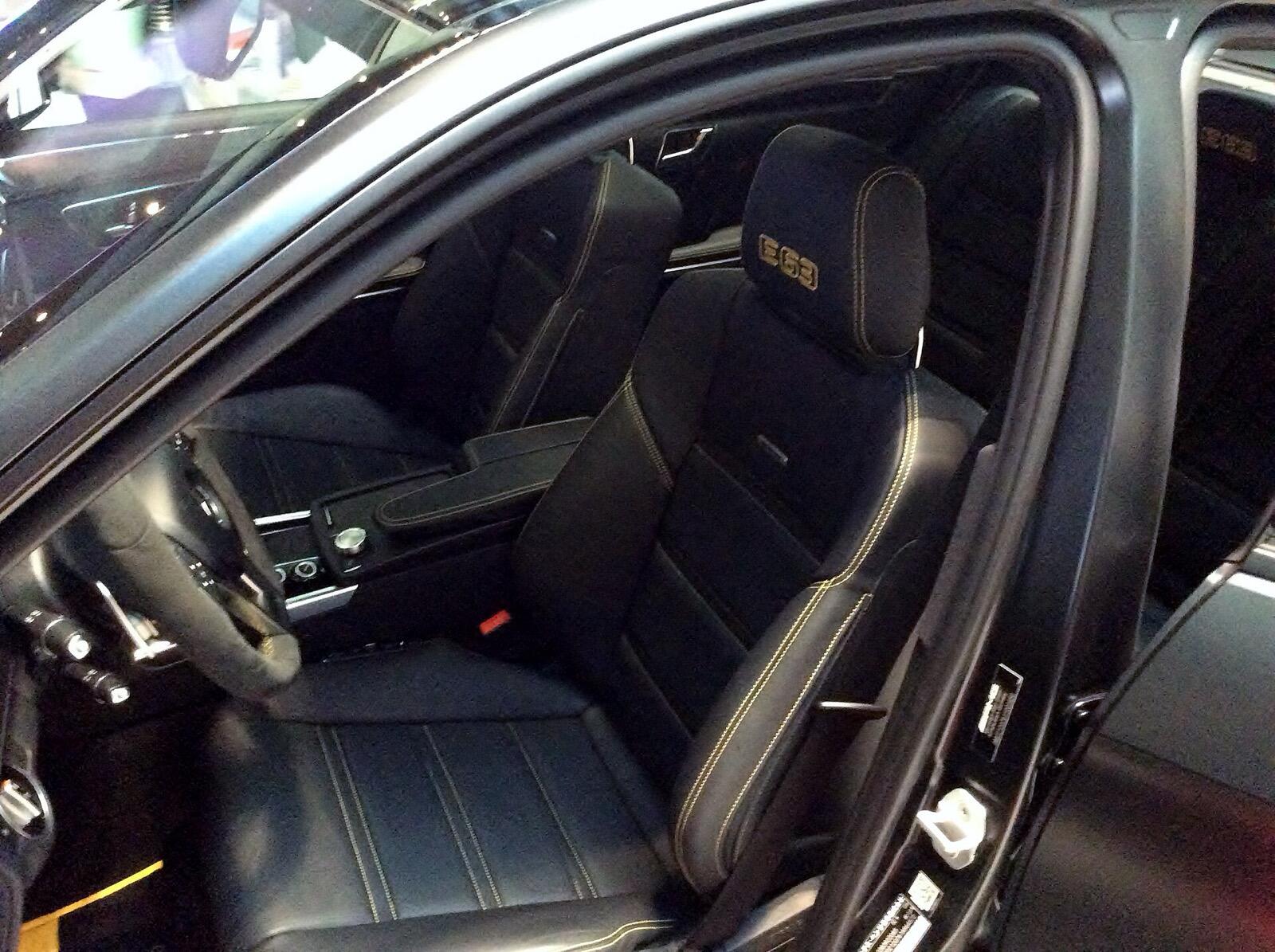 E 63 AMGのインテリア