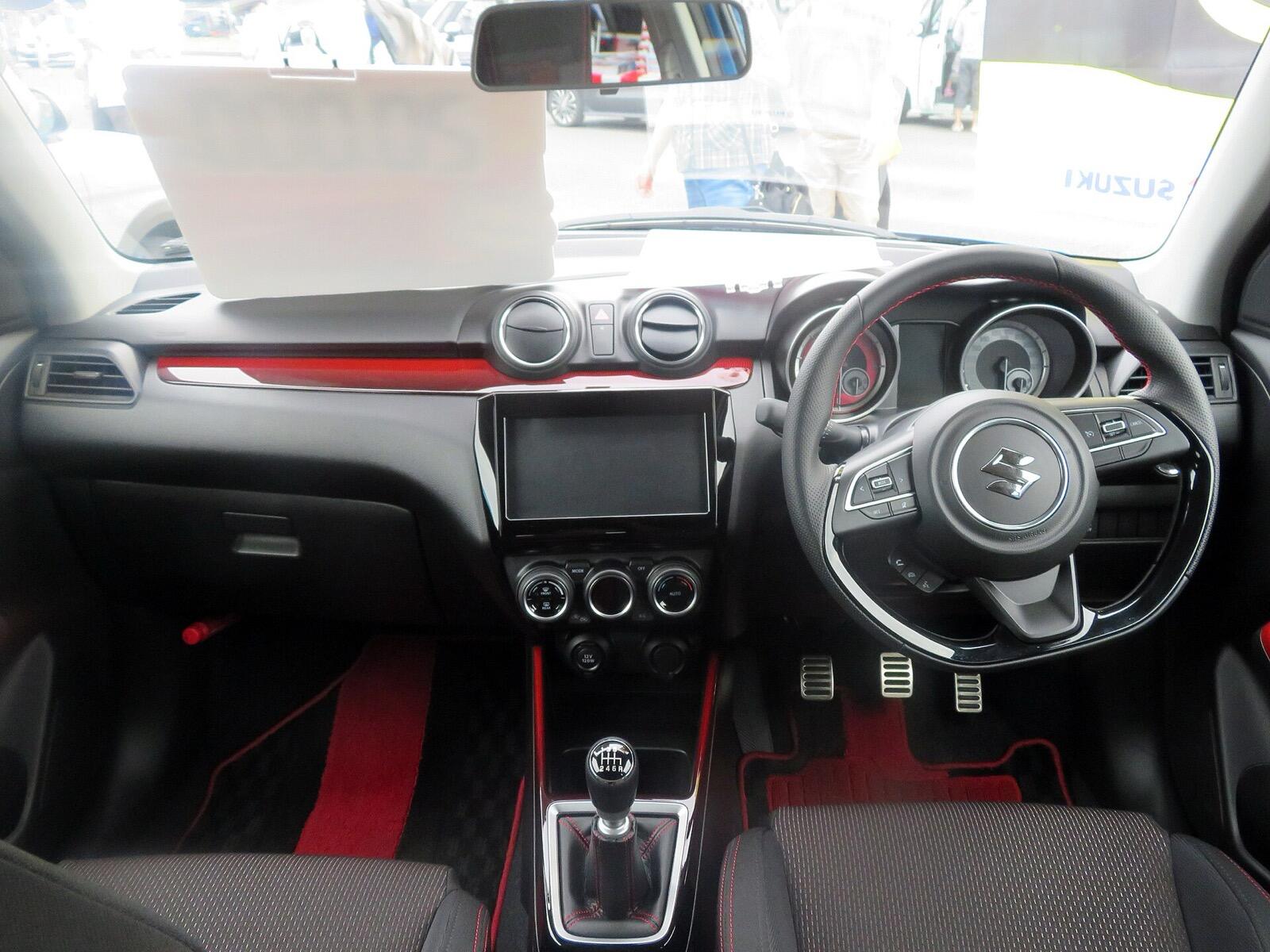 スイフトスポーツ（ZC33S）のインテリア