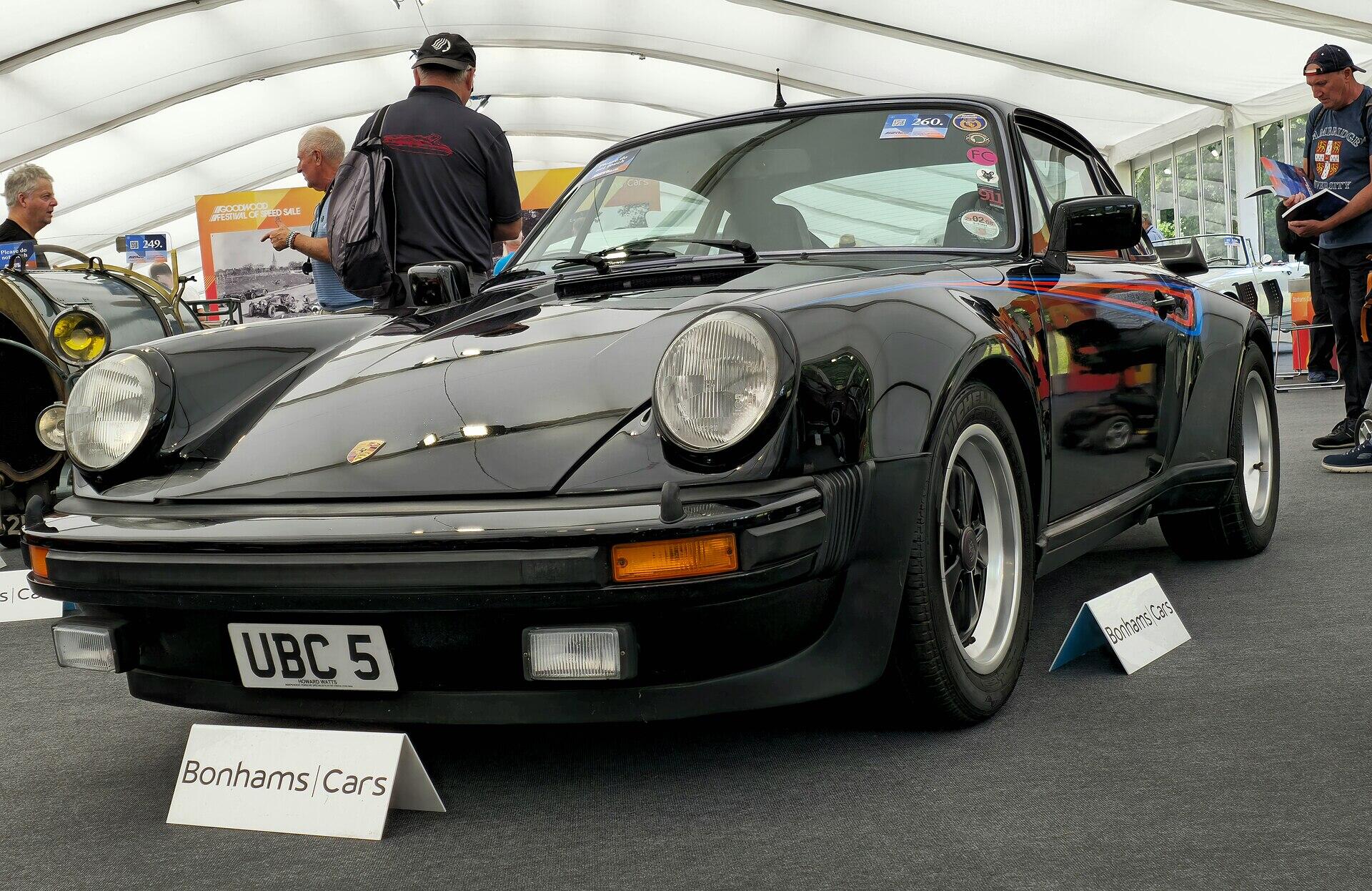 ポルシェ911ターボ 930