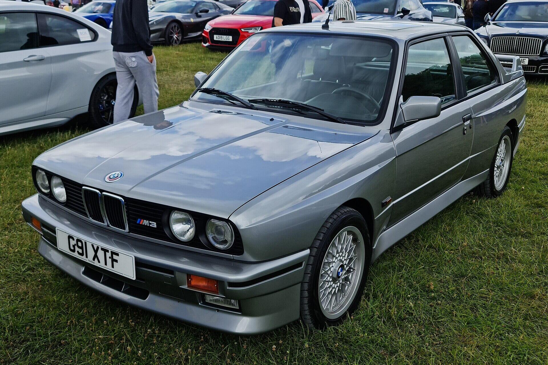 BMW M3 E30