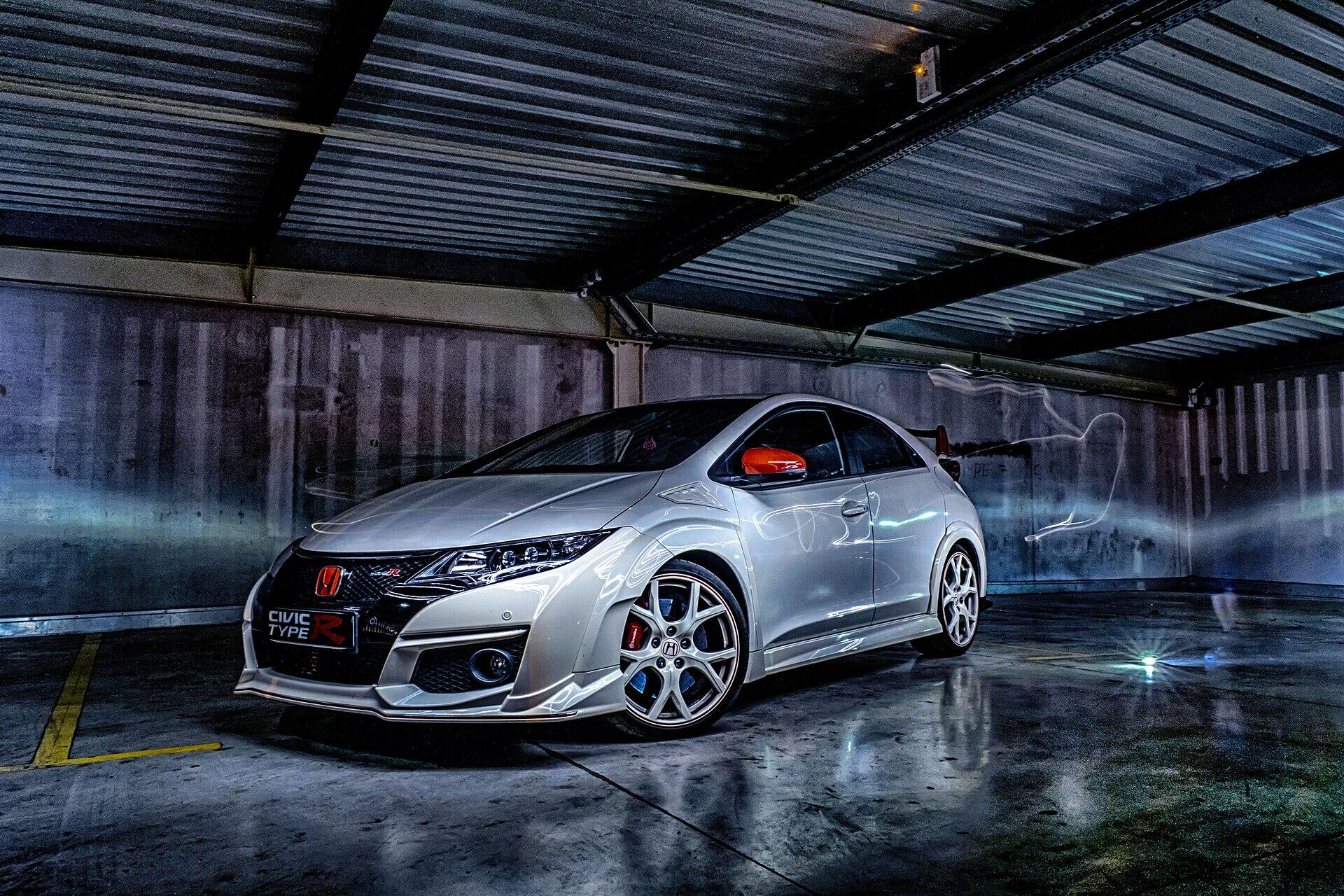 ホンダ・シビックタイプR FK2