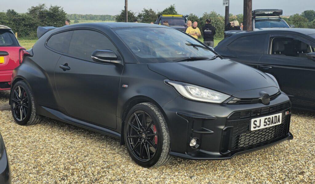 GRヤリス(GXPA16)の中古車ガイド【サーキット歴を、どう見抜くか】