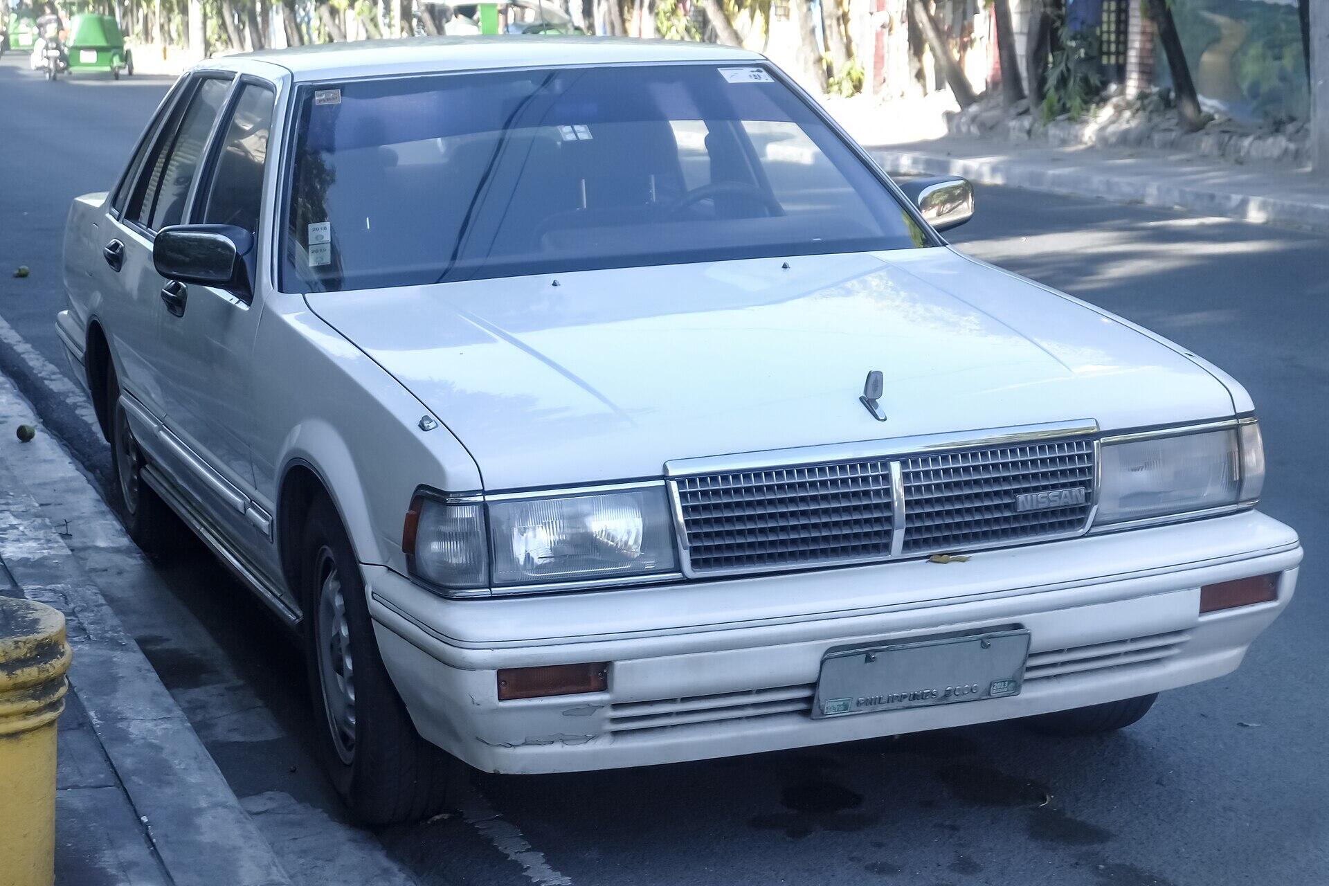日産セドリック Y31